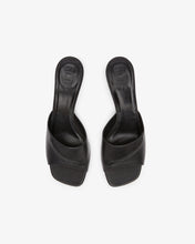 Load image into Gallery viewer, Leather Logo Chain Sandals
