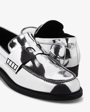 Load image into Gallery viewer, Wirdo Mirror Loafers
