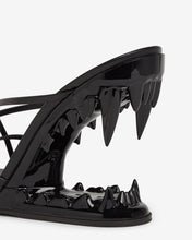 Load image into Gallery viewer, Morso Leather Thong Sandals
