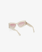 Load image into Gallery viewer, GD0036 Cat-eye Sunglasses

