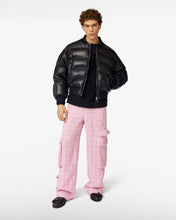 Load image into Gallery viewer, Ultracargo Tweed Trousers | Unisex Trousers Pink | GCDS®
