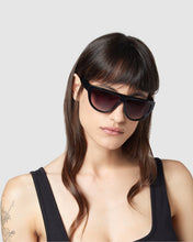 Load image into Gallery viewer, GD0025 GEOMETRIC SUNGLASSES: Unisex Sunglasses Black | GCDS
