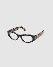 Load image into Gallery viewer, GD5016 Cat-eye eyeglasses : Unisex Sunglasses Tortoise  | GCDS
