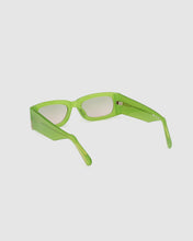 Load image into Gallery viewer, GD0020 Rectangular sunglasses : Unisex Sunglasses Green  | GCDS
