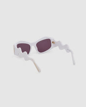 Load image into Gallery viewer, GD0023 Geometric sunglasses : Unisex Sunglasses White  | GCDS
