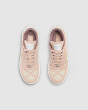 Load image into Gallery viewer, Nami sneakers: Women Shoes Pink | GCDS
